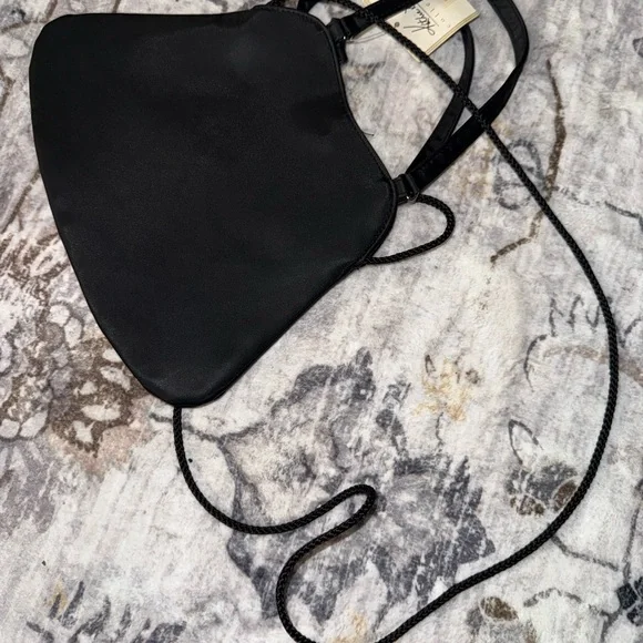 Kathie Lee Black and Red Checkered Handbag - Picture 3 of 4